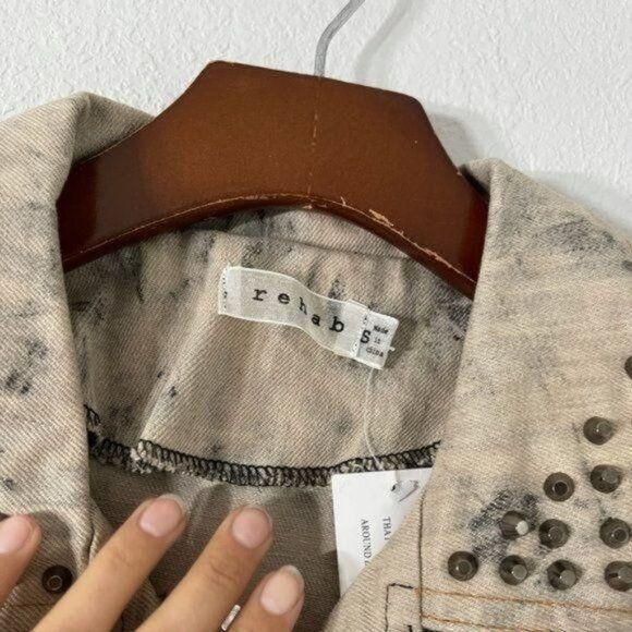 Rehab Denim Studded Vest with Leopard Print Fabric in Back Tie Dye Size Small - Picture 8 of 11